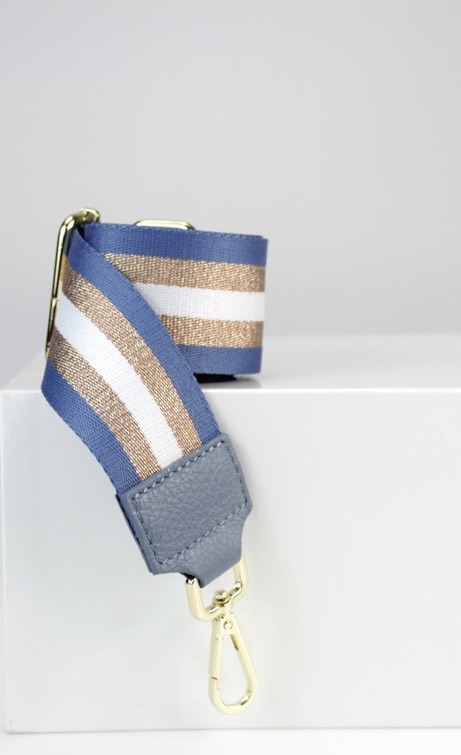 7. TULOSSA Vaaleansininen - Ljusblå